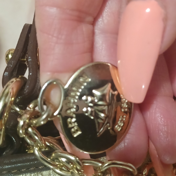 Adorable Brahmin purse - Picture 3 of 8